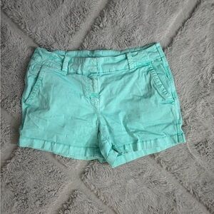 Vineyard Vines Shorts -3” inseam, size 6